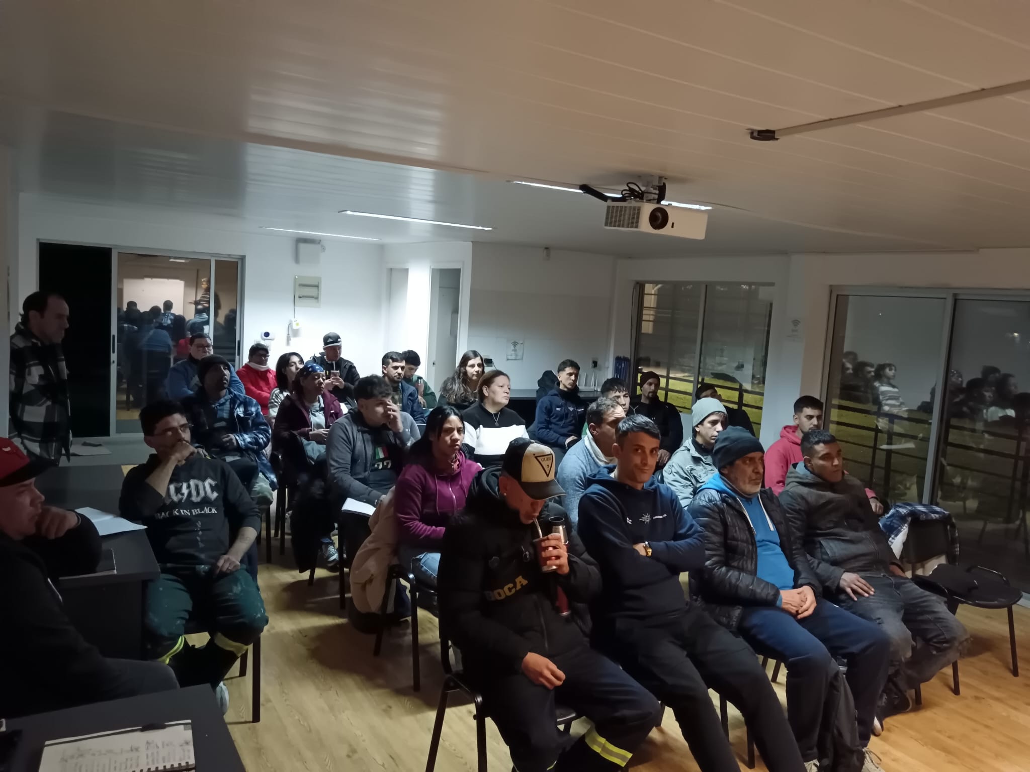 Talleres dentro del c 6
